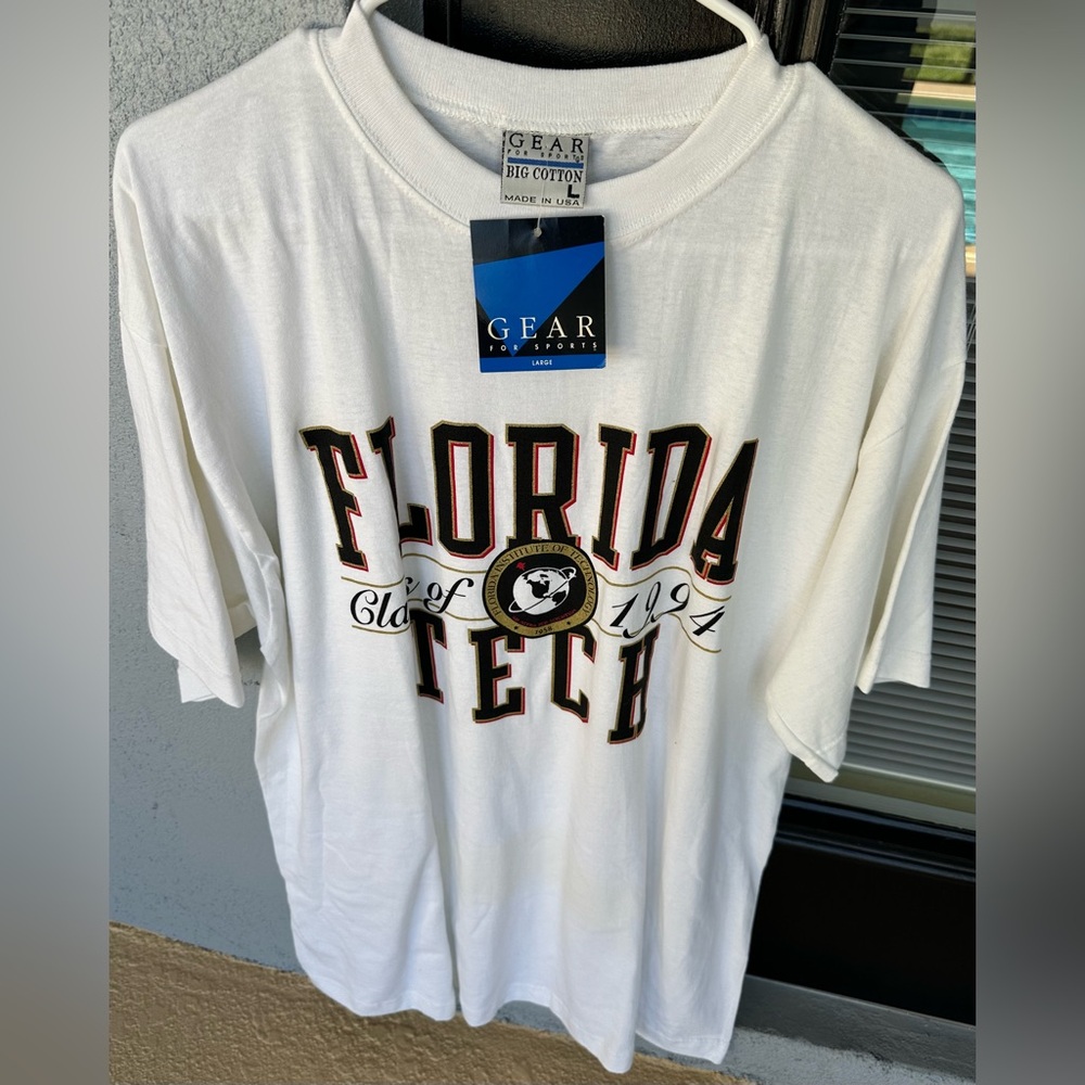 VTG FLORIDA TECH Class of 1994 Gear For Sports T-shirt Size Large NWT Panthers